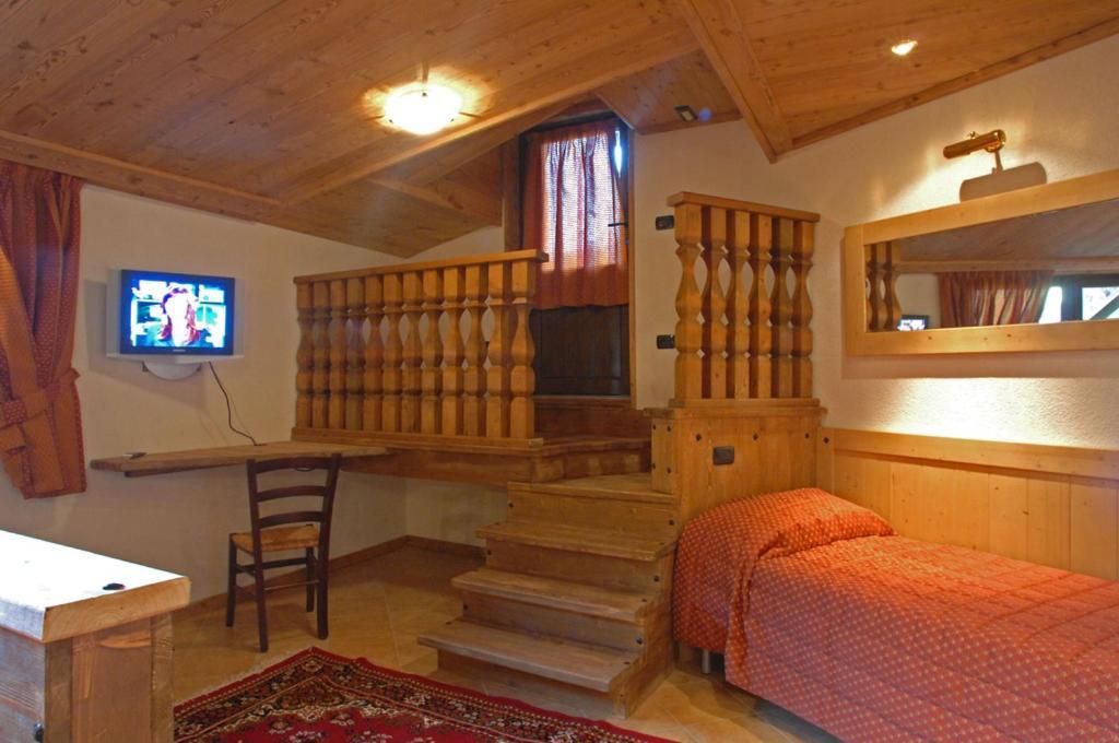 Chalet Garden Livigno Quarto foto